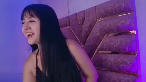 sofia gomes online show from 03/26/26, 12:00