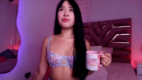 sofia gomes online show from 07/07/26, 11:58