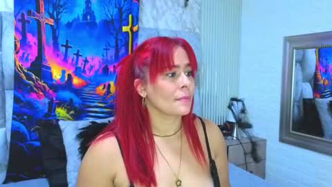sofia gutierrez   online show from 10/14/25, 04:02