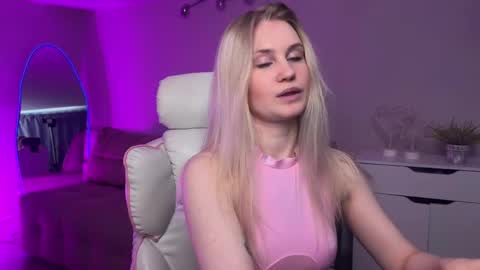 Sofia online show from 04/30/26, 03:13
