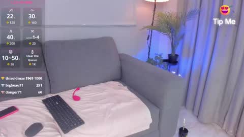 Snapshot of sofia_mark20 chatting on 07/14/26, 12:24 Sofia online show from 07/14/26, 12:24