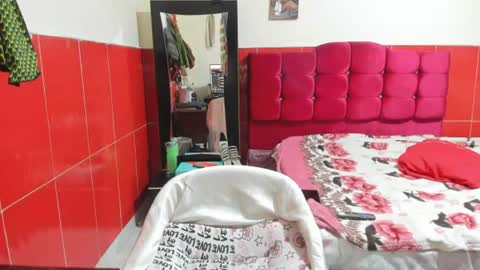 sofia_martinezv online show from 07/05/26, 01:01