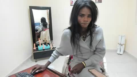 sofia_martinezv online show from 07/27/26, 06:59