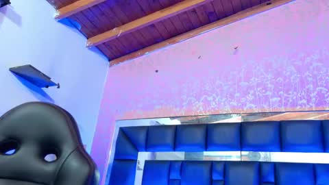 Sofia online show from 09/30/25, 03:00