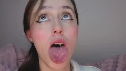     online show from 11/12/25, 03:51