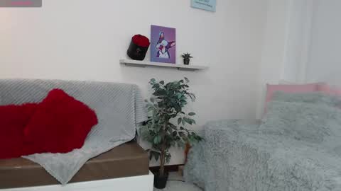 Sofi online show from 10/19/25, 07:14