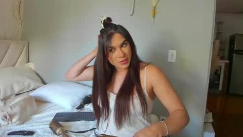 sofia_rivers_ online show from 03/02/25, 07:23