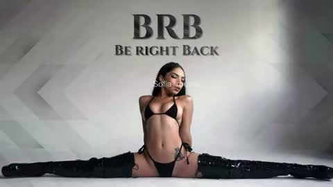 Snapshot of sofia_rousse_ chatting on 06/26/26, 07:40 online show from 06/26/26, 07:40