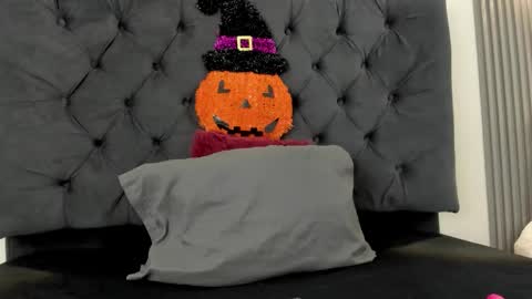 sofi online show from 10/23/25, 12:04