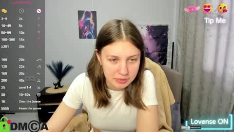 Sofia online show from 04/01/26, 12:39