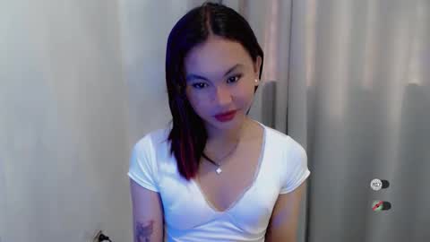 sofia_sweetheart18 online show from 01/07/26, 02:25
