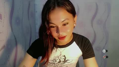 sofia_sweetheart18 online show from 01/14/26, 02:33