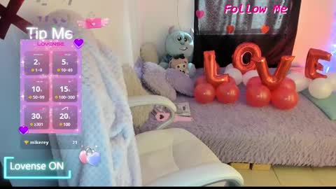 Snapshot of sofia_thomson_t chatting on 02/12/25, 01:37 Sofia Thomson online show from 02/12/25, 01:37