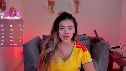 sofia_velvetx online show from 07/03/26, 02:12