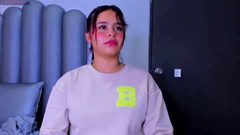 Sofa online show from 01/07/26, 04:59