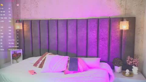 Snapshot of sofiaa_cortes chatting on 11/30/25, 11:58 Sofi online show from 11/30/25, 11:58