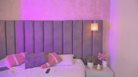 Snapshot of sofiaa_cortes chatting on 12/18/25, 11:16 Sofi online show from 12/18/25, 11:16