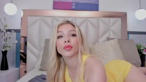 Snapshot of sofiaa_morris chatting on 02/11/26, 07:30 Sofia online show from 02/11/26, 07:30