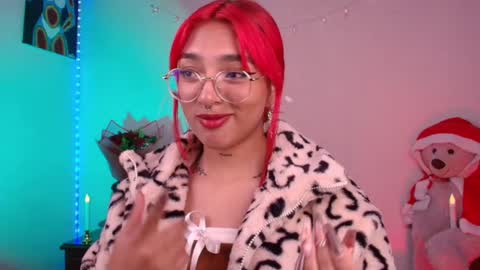 Sofia online show from 12/11/24, 01:26