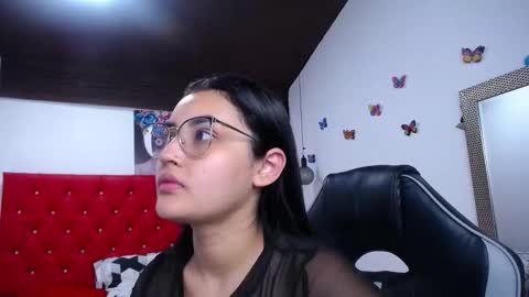 Sofia online show from 01/16/26, 11:25