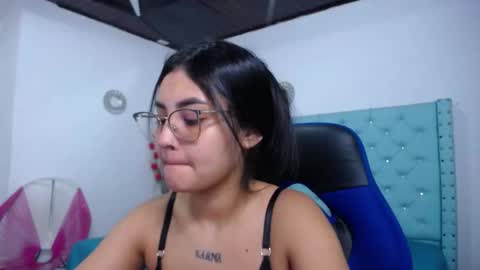 Sofia online show from 02/13/26, 10:44