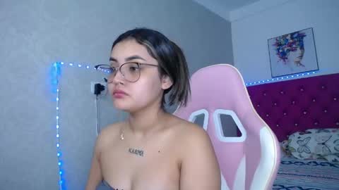 Snapshot of sofiaasexy19 chatting on 05/08/26, 11:48 Sofia online show from 05/08/26, 11:48