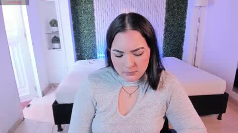 Sofia caramel online show from 11/26/25, 04:08