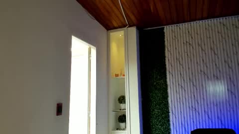 Sofia caramel online show from 01/05/26, 06:11