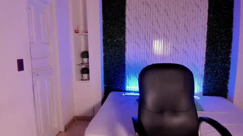 Sofia caramel online show from 02/12/26, 10:54