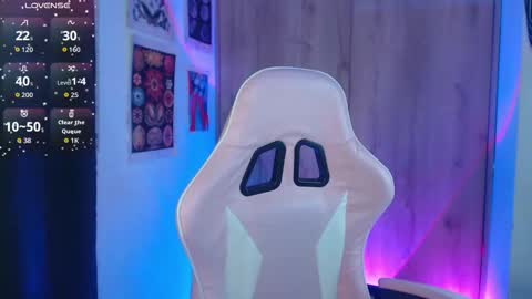       online show from 03/18/26, 04:37