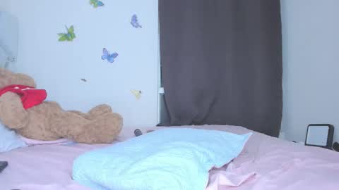 sofiacastillo01 online show from 02/02/26, 03:11