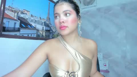 Snapshot of sofiacastillo01 chatting on 05/29/26, 01:31 sofiacastillo01 online show from 05/29/26, 01:31