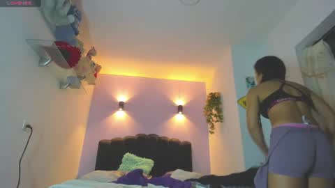 Sofia online show from 06/19/26, 04:50