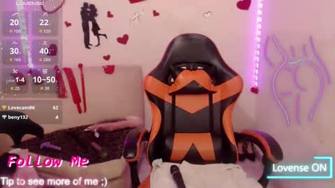 sofiacurvy45 online show from 03/11/26, 09:32