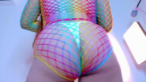 SOFIA DIAMOND  online show from 05/16/26, 08:29