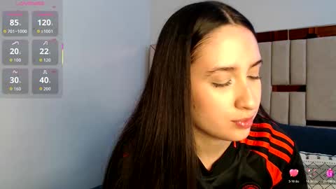 sofiaduque_26 online show from 02/25/26, 08:18