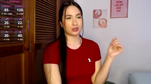 sofiaduque_26 online show from 03/07/26, 07:44