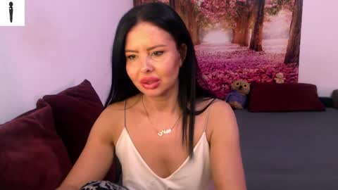 sofialiub online show from 12/22/24, 10:25