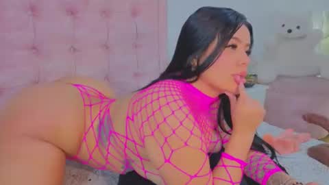 sofianixonn online show from 06/18/26, 01:48