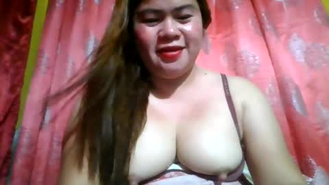 Snapshot of sofianova_143 chatting on 06/29/26, 05:35 sofianova_143 online show from 06/29/26, 05:35