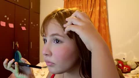 Snapshot of sofiarojast chatting on 02/16/26, 01:02 Littlered online show from 02/16/26, 01:02