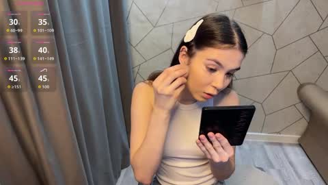 Sofia online show from 04/05/26, 10:12