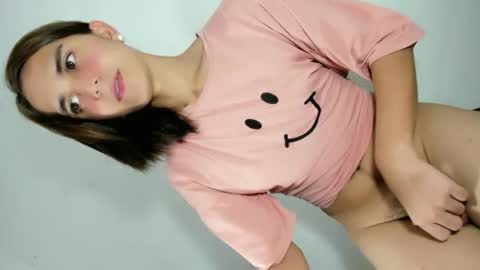 Snapshot of sofie_dolly chatting on 05/11/26, 05:10 Sofie online show from 05/11/26, 05:10