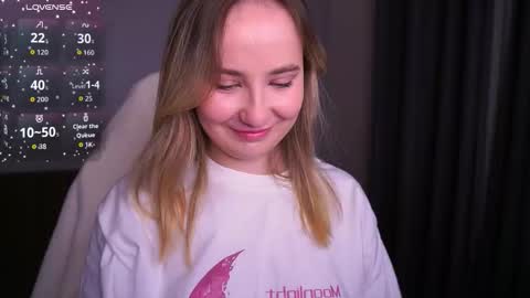 Sofie online show from 10/22/25, 08:19