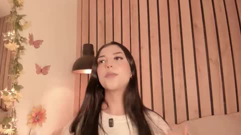 Sofie online show from 01/14/26, 06:02