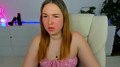 sofii_darling online show from 03/04/26, 05:41