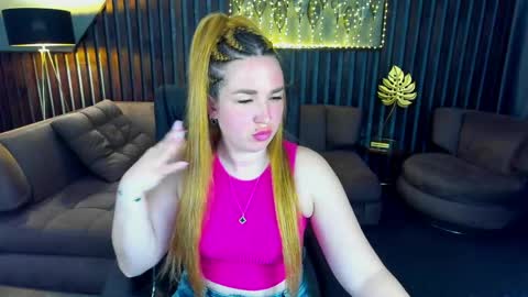 sofii_darling online show from 04/06/26, 05:14