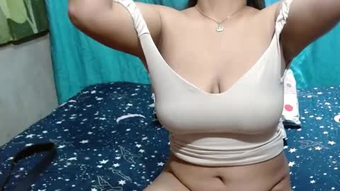 Snapshot of sofiia_77 chatting on 12/22/24, 12:39 sofi online show from 12/22/24, 12:39