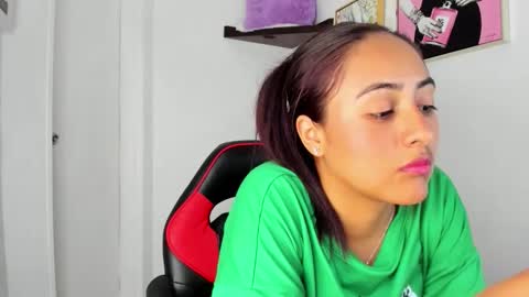 sofiia rodriguez online show from 11/26/25, 04:52