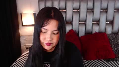 sofiia_vega_ online show from 04/21/26, 11:49